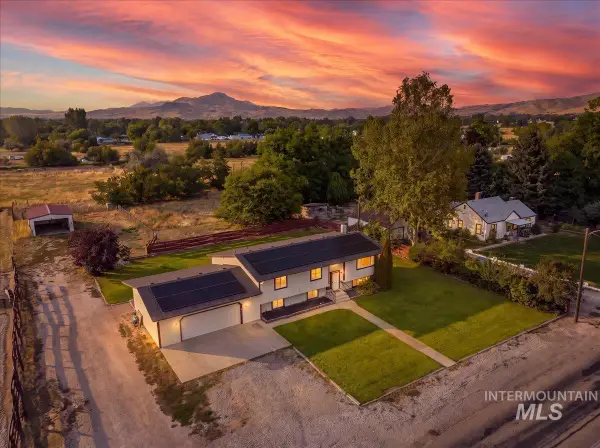 790 E 12th Street, Emmett, ID 83617