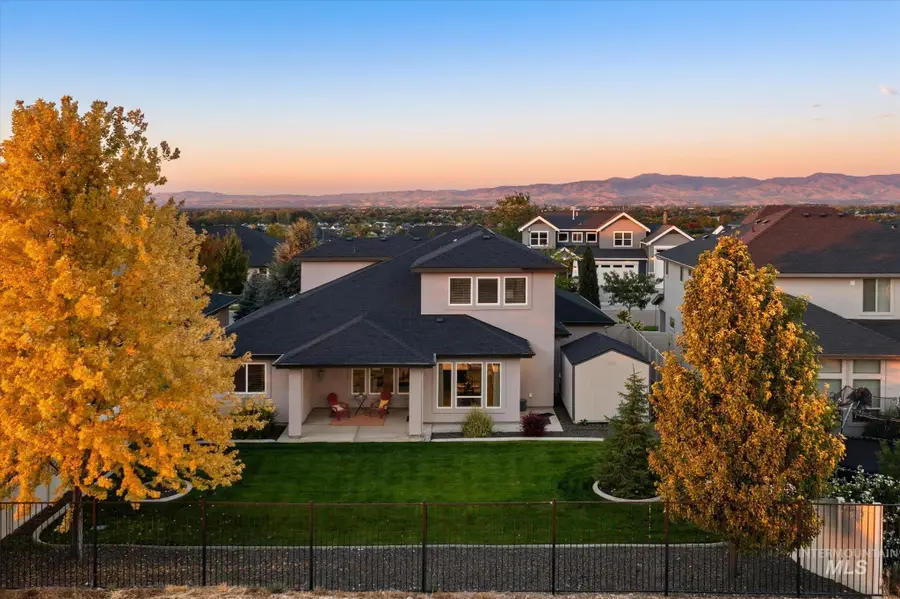 641 E Crest Ridge Dr, Meridian, ID 83642 - #3