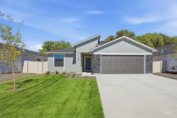 2520 W Tar Sands Dr, Kuna, ID 83634