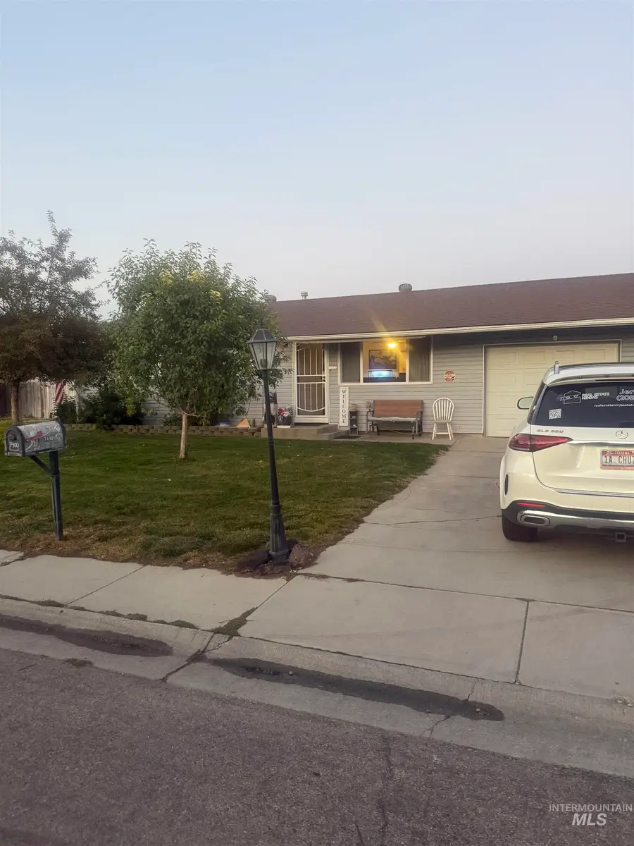 7400 S Muirwood Ave, Boise, ID 83709 - #2