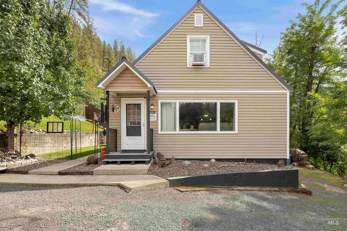 724 Floyd Ave, Orofino, ID 83544 - #1