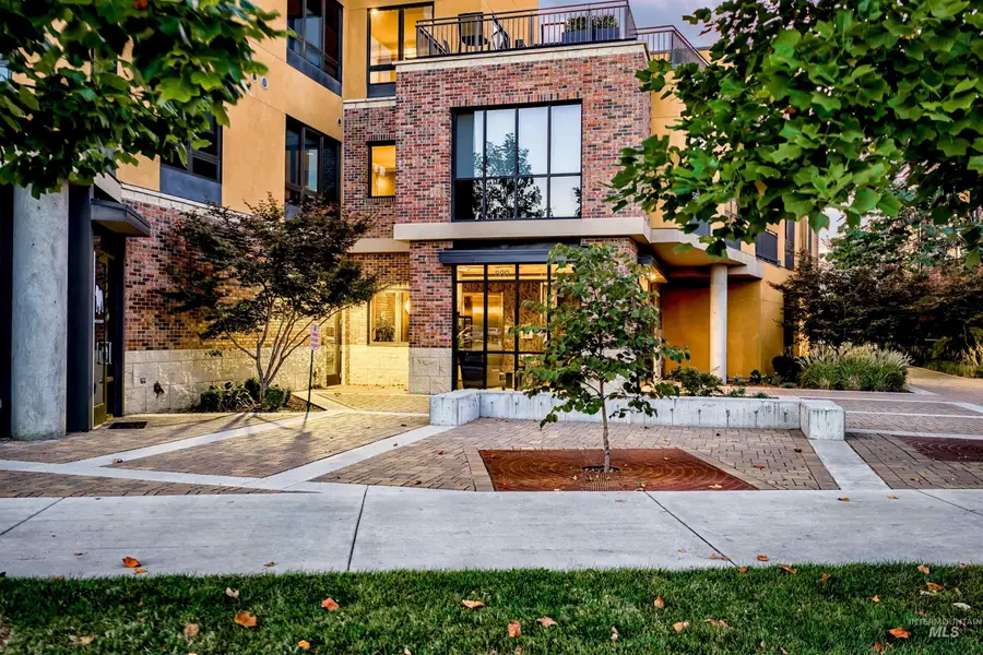 880 W River #409, Boise, ID 83702 - #3