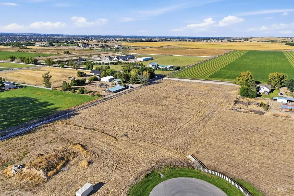 4201 N Meredith Ln, Eagle, ID 83616 - #1