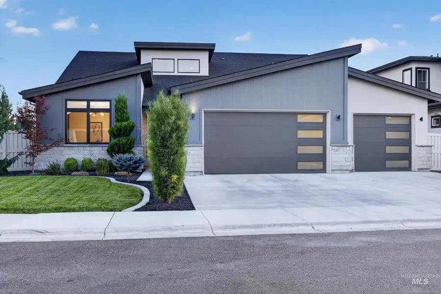 4083 E Awbrey St, Meridian, ID 83642 - #2