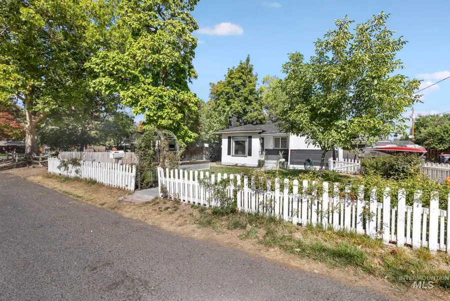 767 Shoup Avenue, Twin Falls, ID 83301 - #3