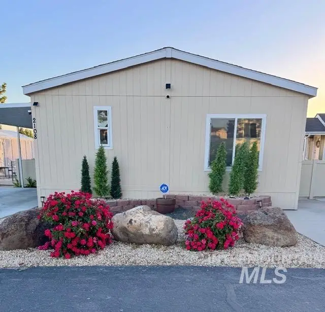 2108 E Blue Spruce Ln #188, Boise, ID 83716 - #1