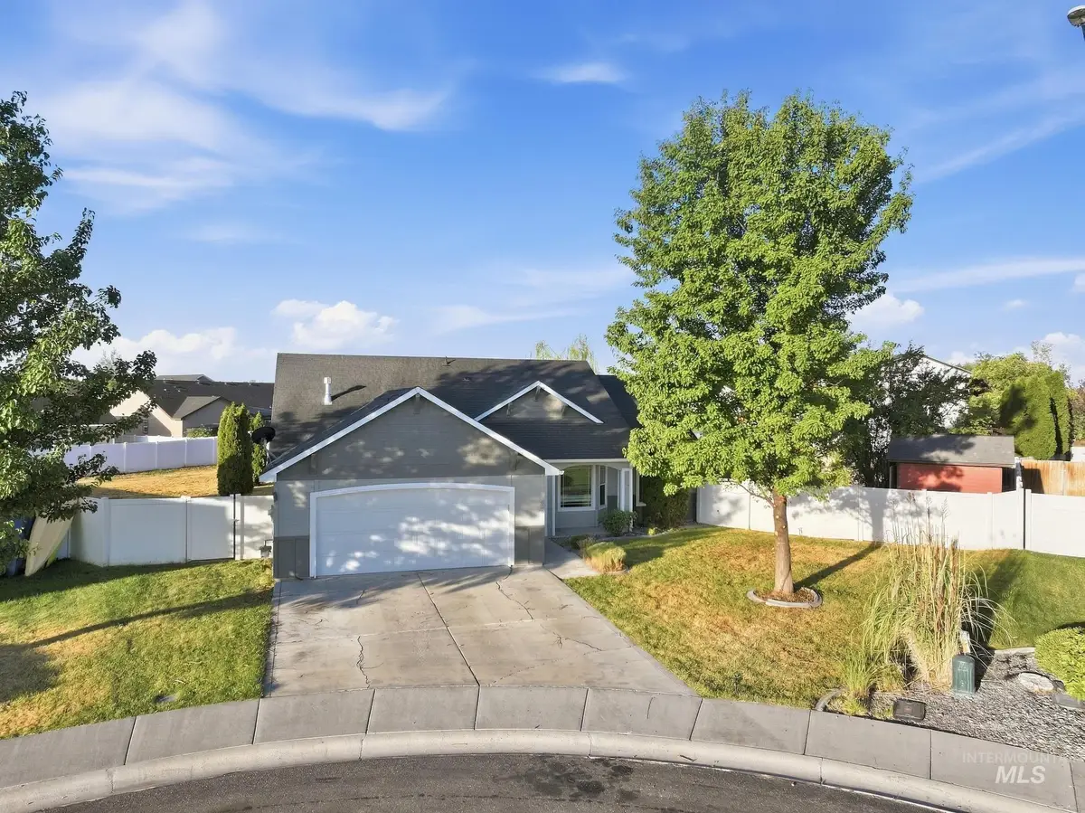 656 Braden Ct, Twin Falls, ID 83301 - #1