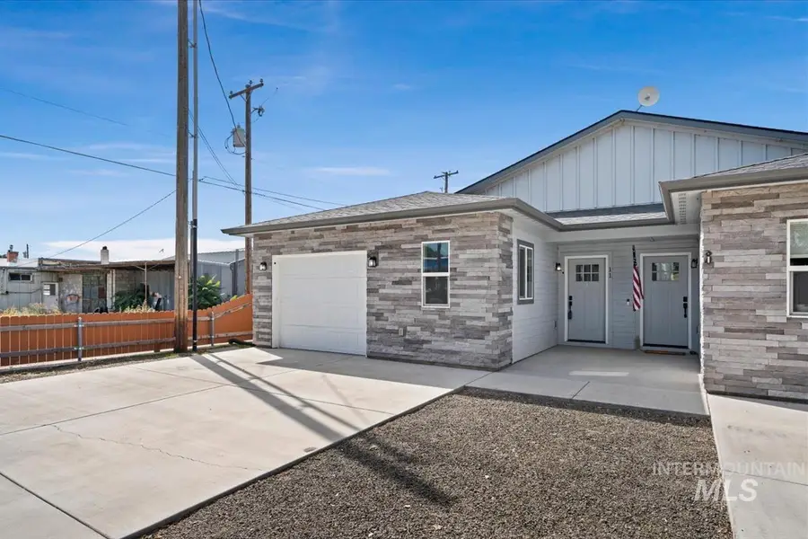 11 N 1st Street East, Homedale, ID 83628 - #2