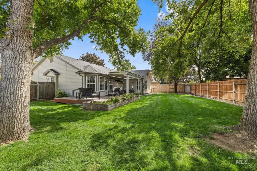 359 S Thoreau Way, Boise, ID 83709 - #3