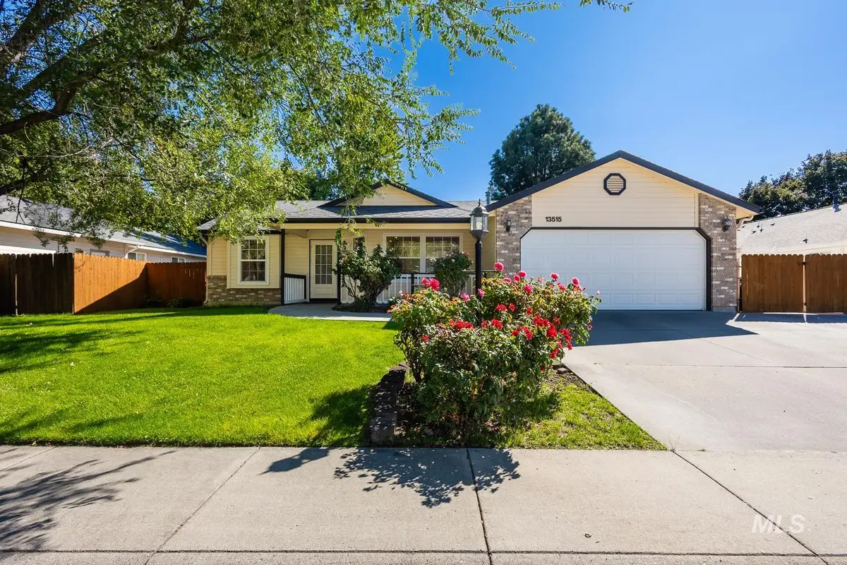 13515 W Persimmon St, Boise, ID 83713 - #1