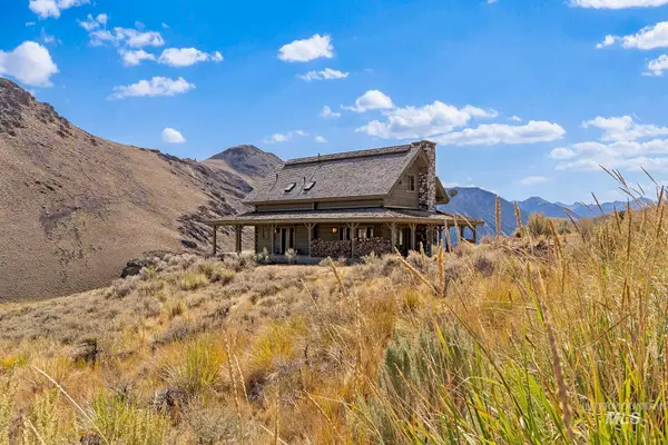 4777 Twin Bridges, Mackay, ID 83251