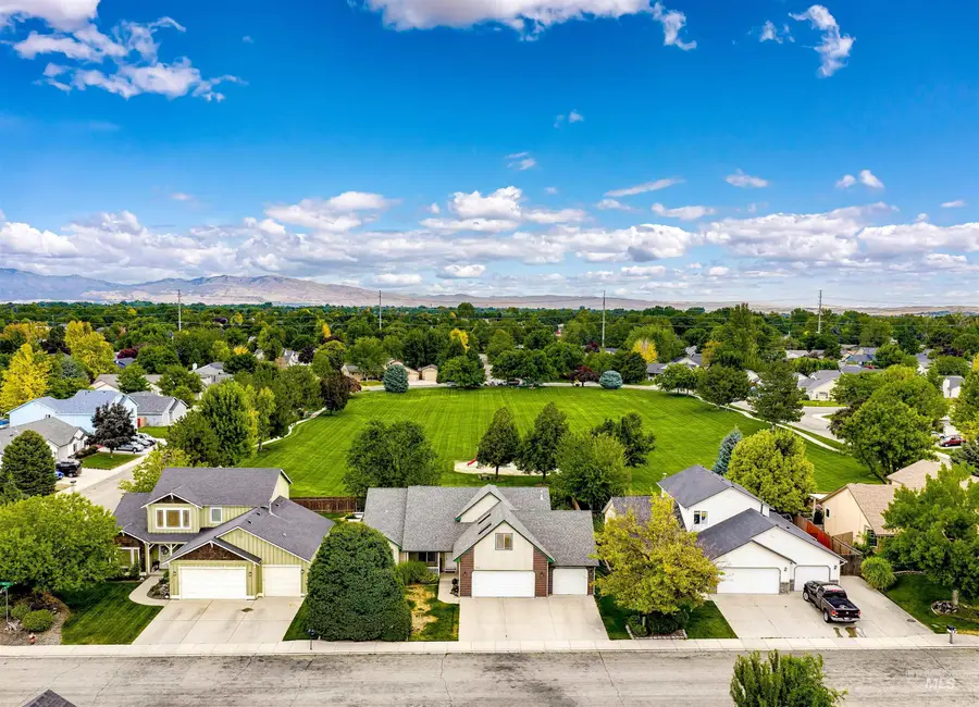 4974 S Walcott Ave, Boise, ID 83709 - #2