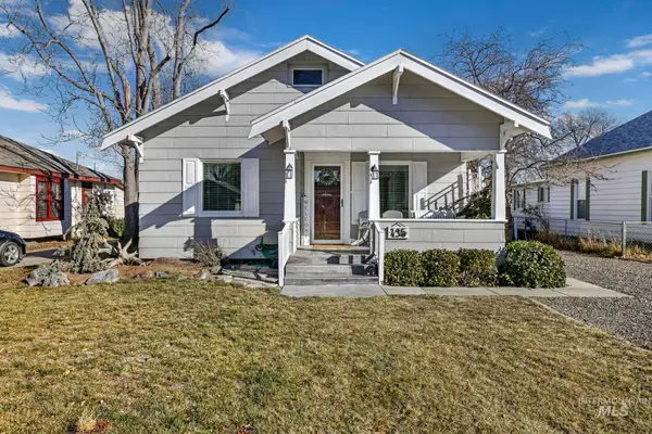 435 4th Ave E, Twin Falls, ID 83301