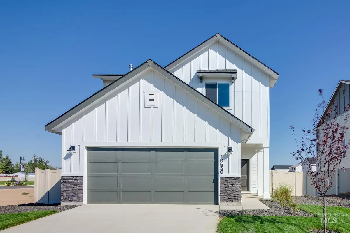 7447 W Newtown Dr, Eagle, ID 83616 - #1