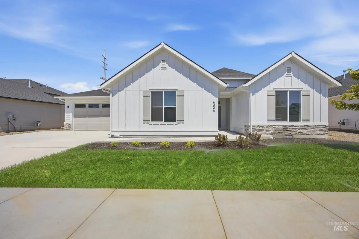 1015 E Crab Springs St, Nampa, ID 83686 - #1