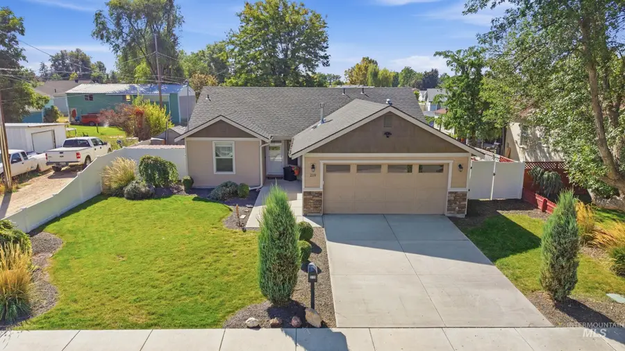219 High Street, Nampa, ID 83651 - #2