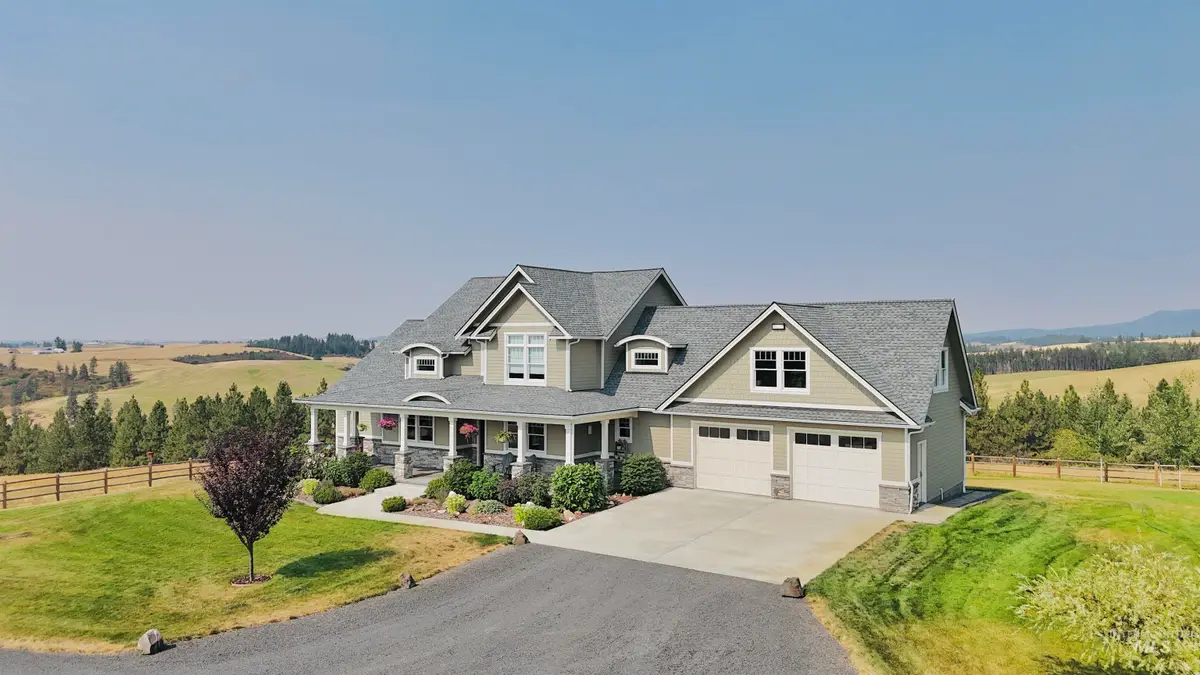 1726 Little Bear Ridge Rd, Troy, ID 83871 - #1