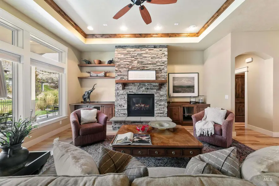 3372 E Parsnip Peak Drive, Boise, ID 83716 - #3