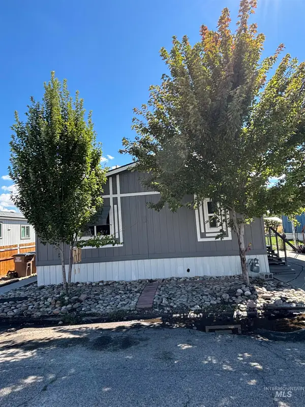 701 Monte Vista Dr #56, Emmett, ID 83617