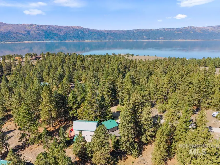 1496 Pine Ridge Drive, Cascade, ID 83611 - #3