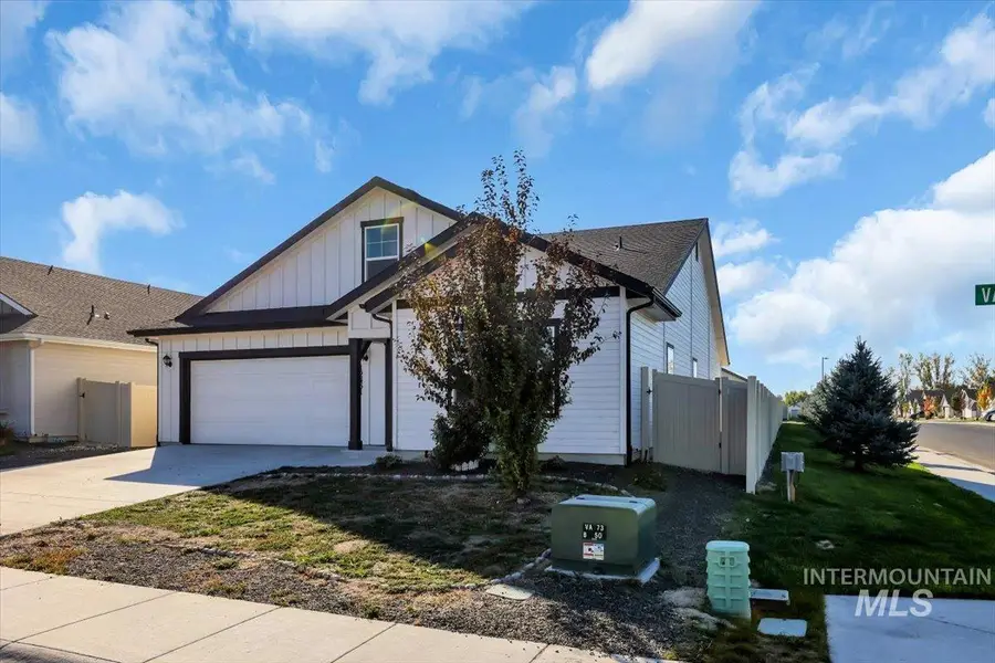 12451 Varga St, Caldwell, ID 83607 - #3