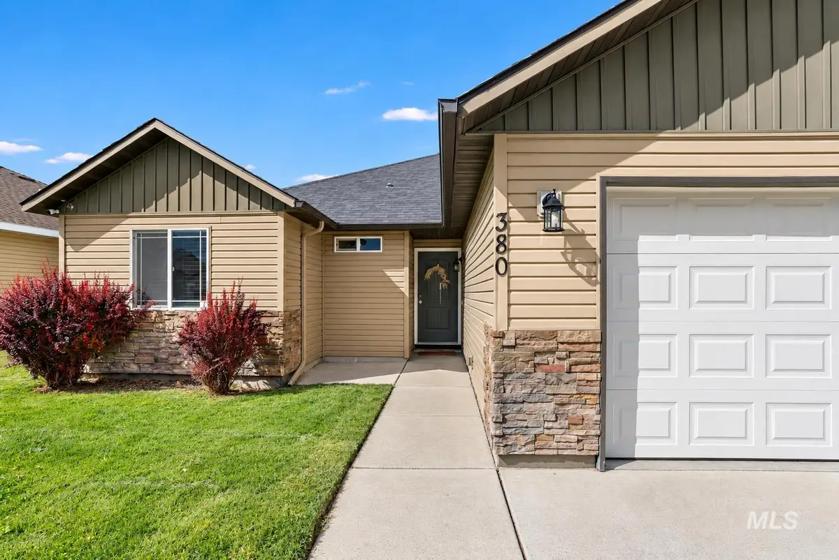 380 Noble St, Twin Falls, ID 83301 - #1