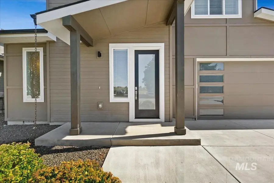 3242 S Annett Avenue, Boise, ID 83705 - #3