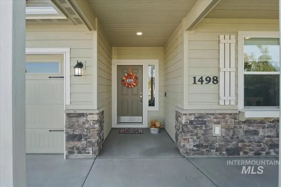 1498 N Steens Ave, Kuna, ID 83634 - #2