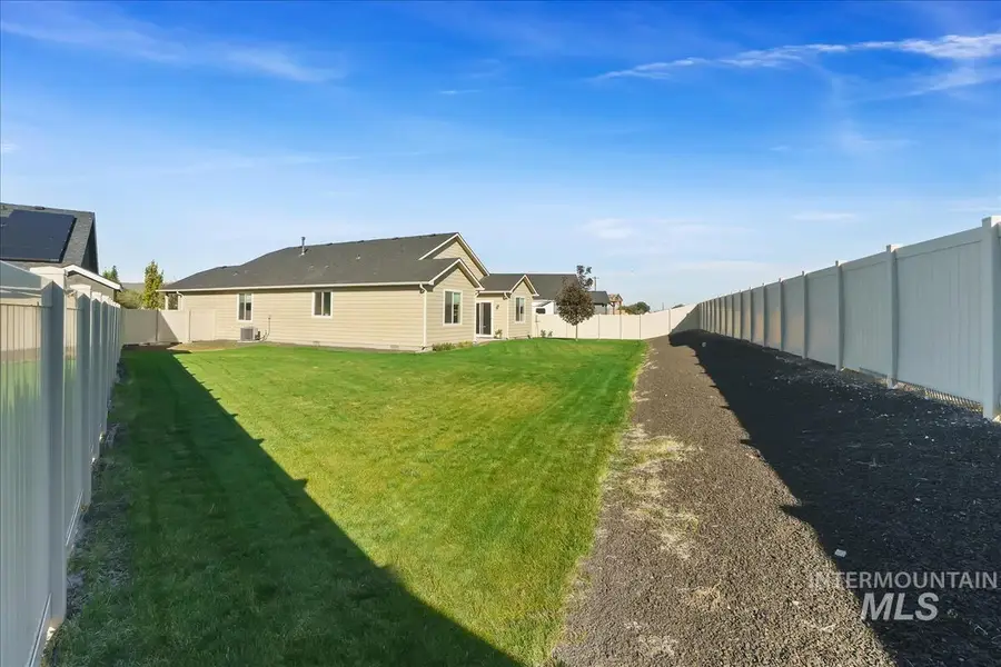 1498 N Steens Ave, Kuna, ID 83634 - #3