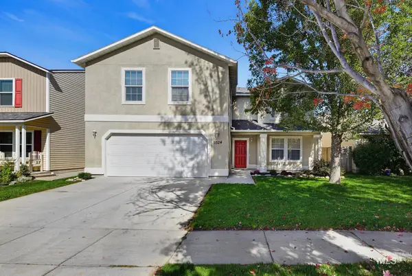 9324 W Littlewood Dr, Boise, ID 83709