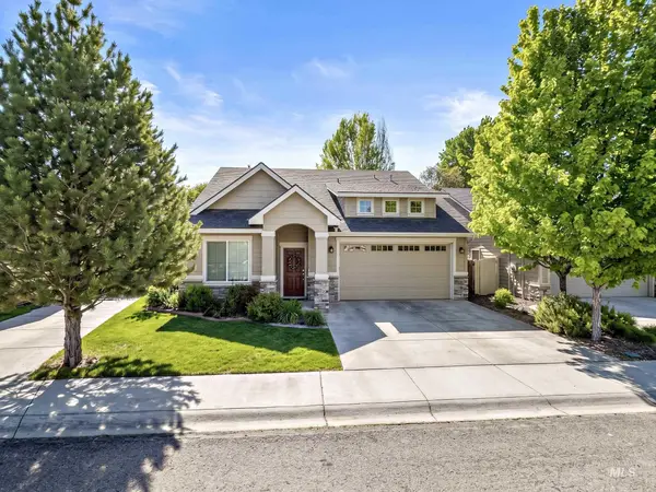 6446 N Mystic Cove Way, Garden City, ID 83714
