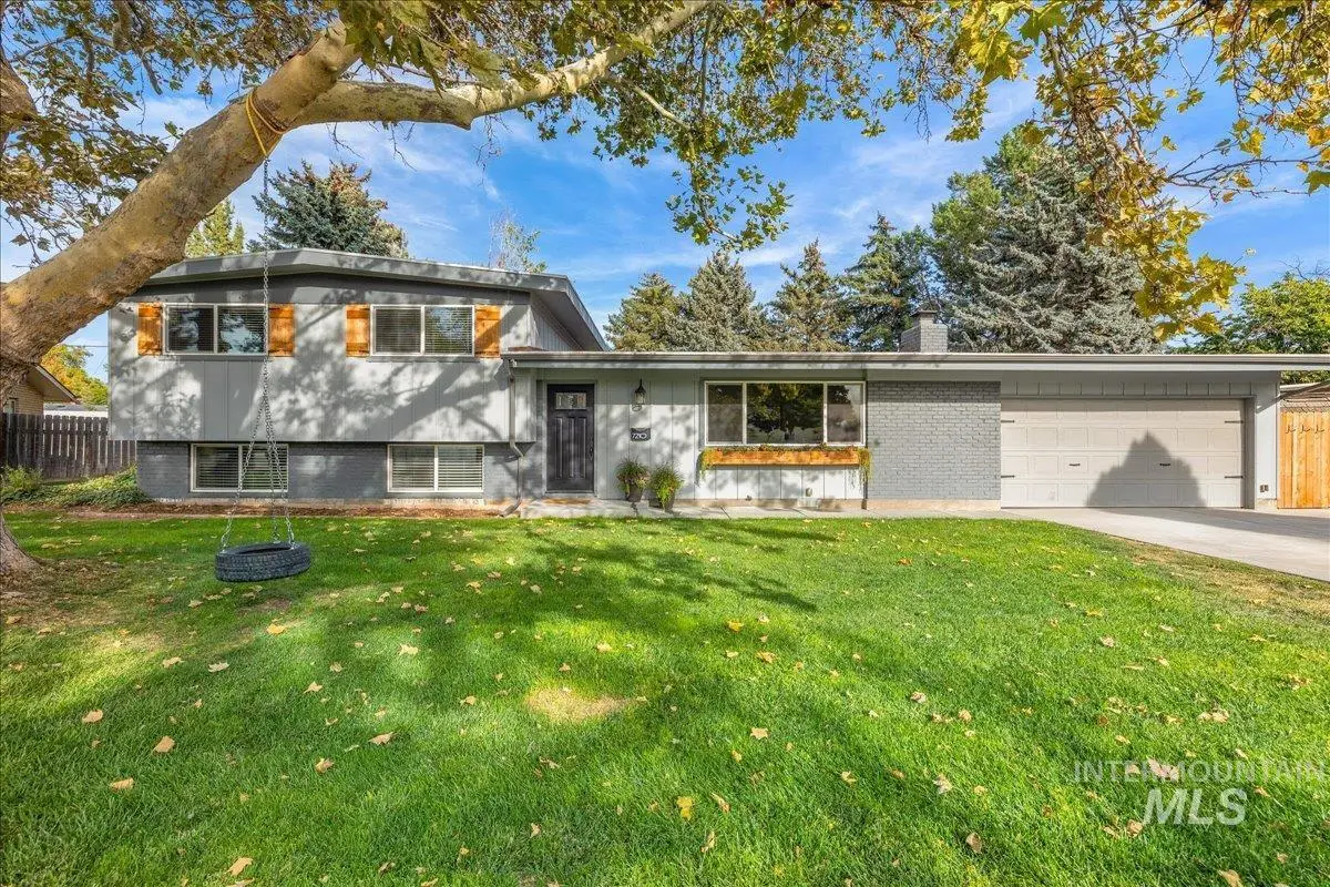 7210 W Alderbrook Dr, Boise, ID 83709 - #1