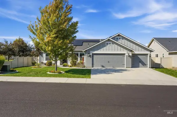 15517 Fuchsia Avenue, Nampa, ID 83651