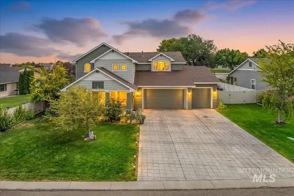 12621 S Carriage Hill Way, Nampa, ID 83686