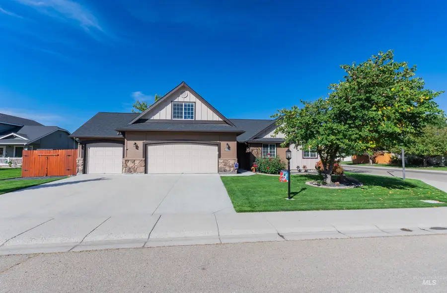 17205 N Cody Ct, Nampa, ID 83687 - #2