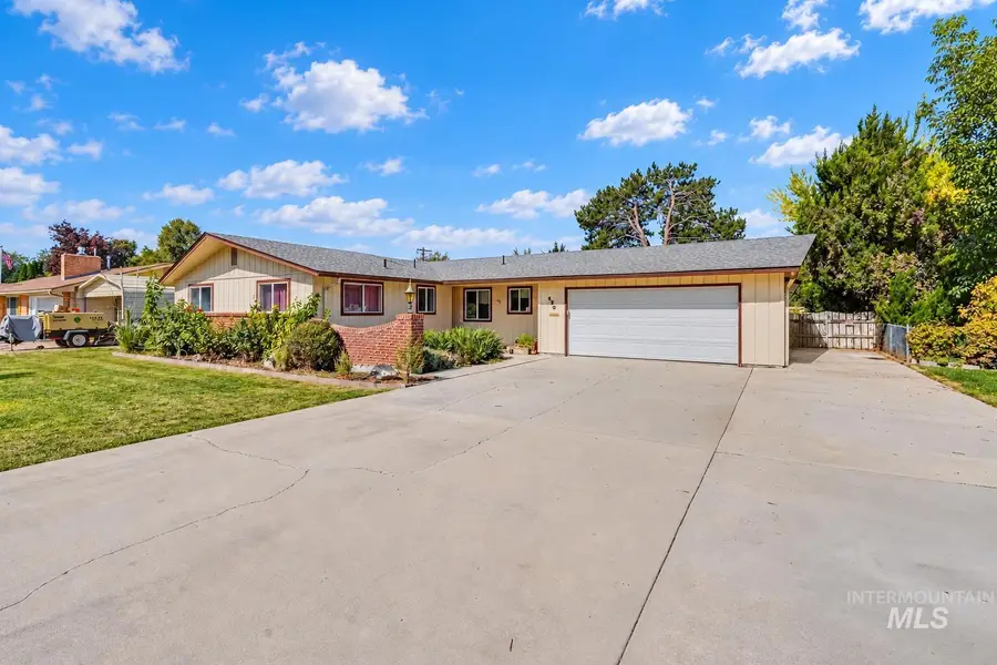 520 W Dakota Ave, Nampa, ID 83686 - #2