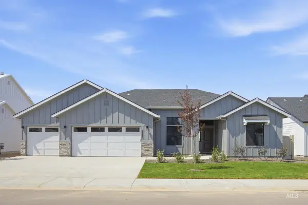 17604 N Veiled Peak Ave, Nampa, ID 83687