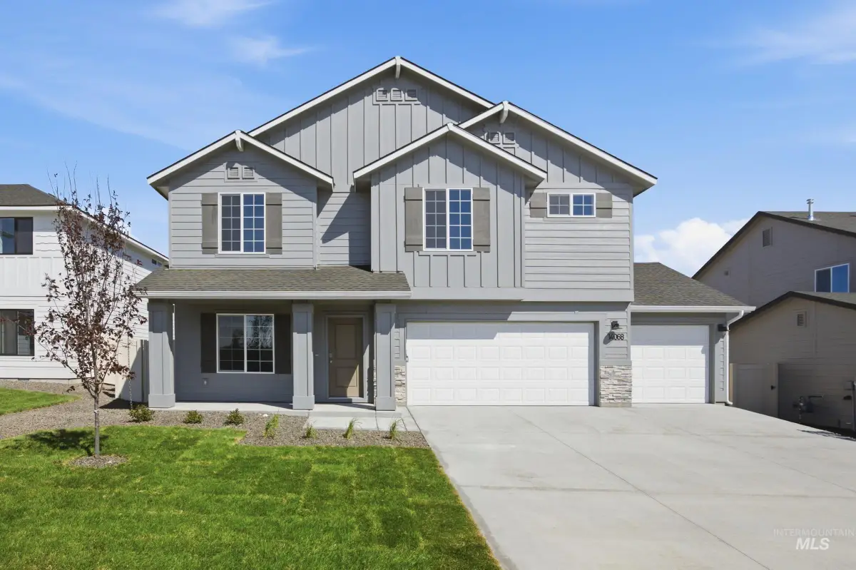 2239 N 8th E St, Mountain Home, ID 83647 - #1