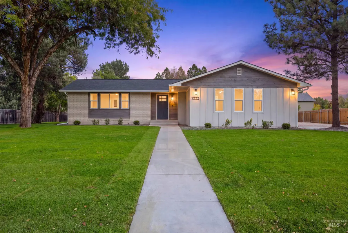 3222 S Heritage Ave, Boise, ID 83709 - #1