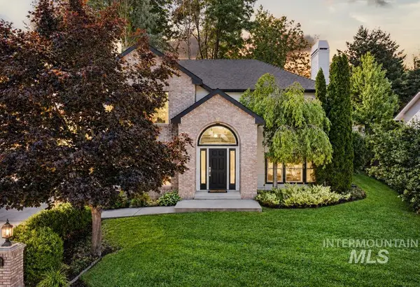 1203 E Hearthstone Dr, Boise, ID 83702