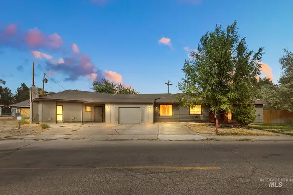 106 E 8th, Mountain Home, ID 83647