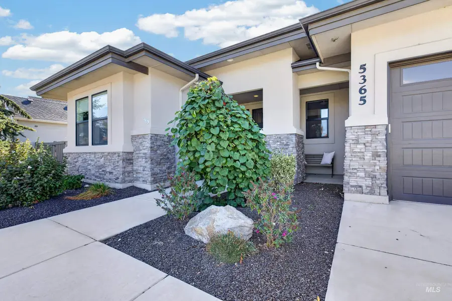 5365 W Piaffe St, Eagle, ID 83616 - #2