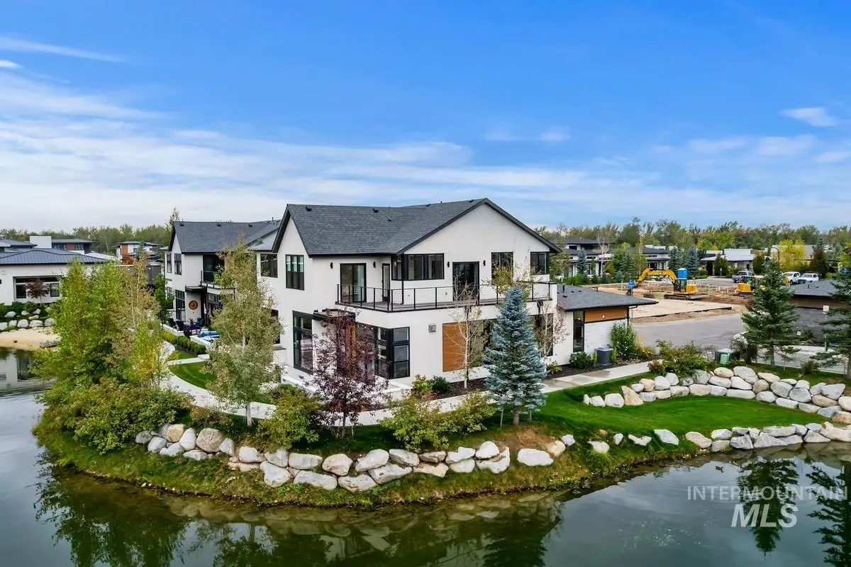 1302 S Dorset Ln., Eagle, ID 83616 - #1