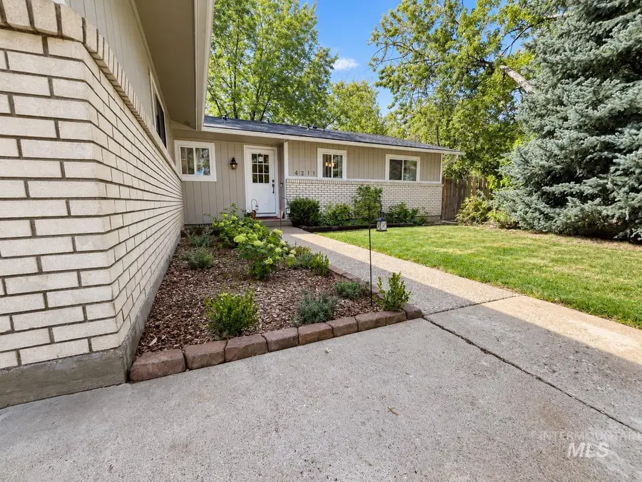 4211 N Jennifer Pl, Boise, ID 83704 - #2