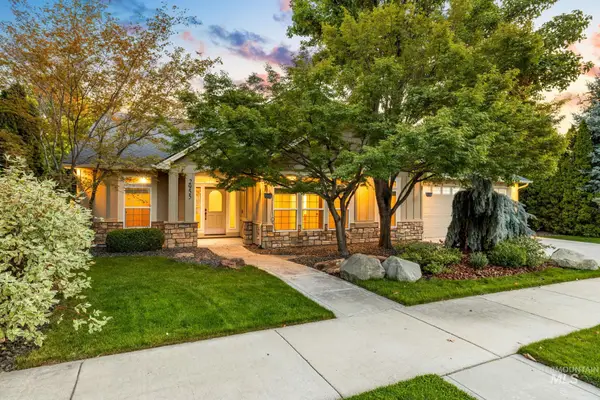 2955 E Shadowview St, Eagle, ID 83616