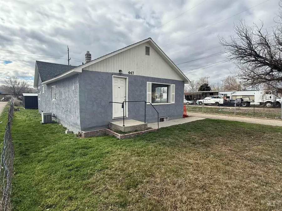 447 1st St N, Nampa, ID 83687 - #2