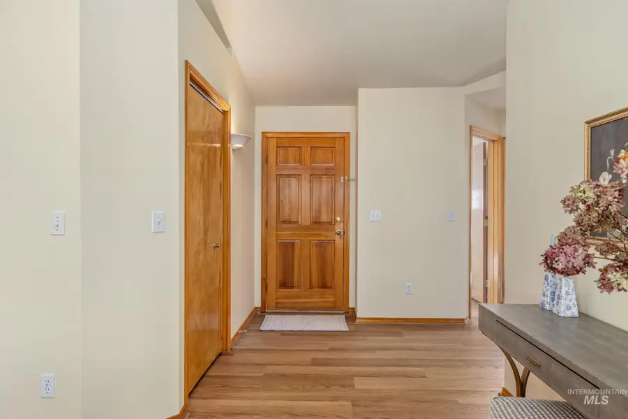 3660 E Eastgate Drive, Boise, ID 83716 - #3