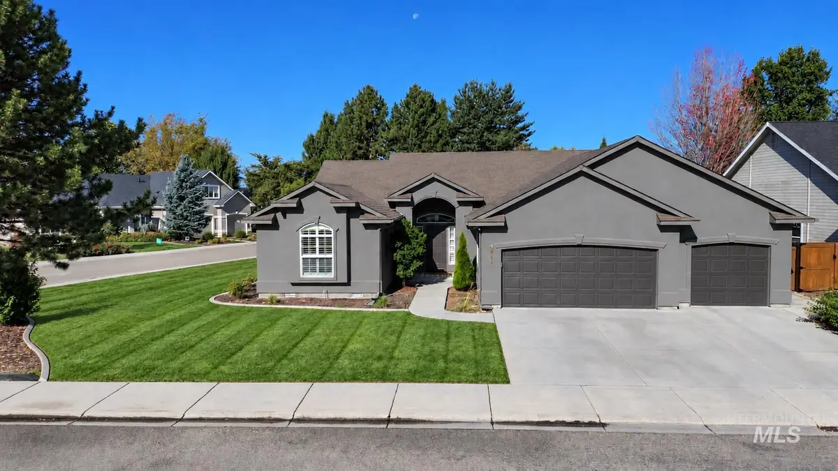 3917 N Waterloo Way, Boise, ID 83713 - #1