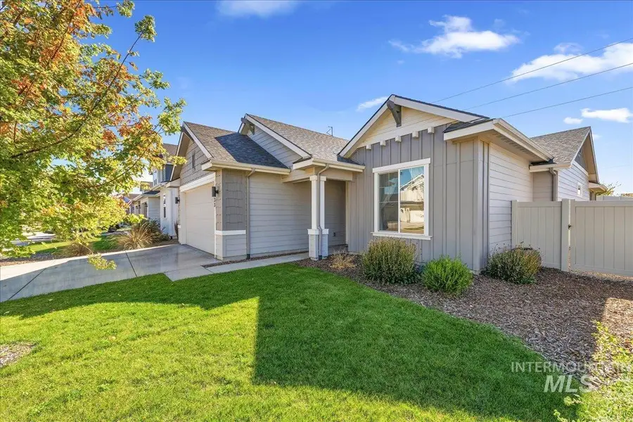 5433 W Riva Capri, Meridian, ID 83646 - #2