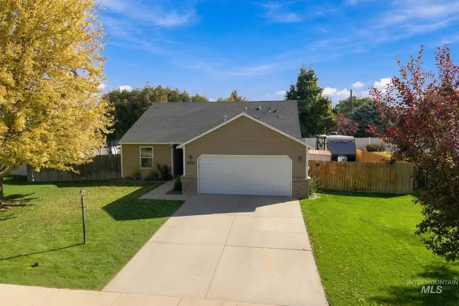 17656 N Parkdale Ave, Nampa, ID 83687 - #2